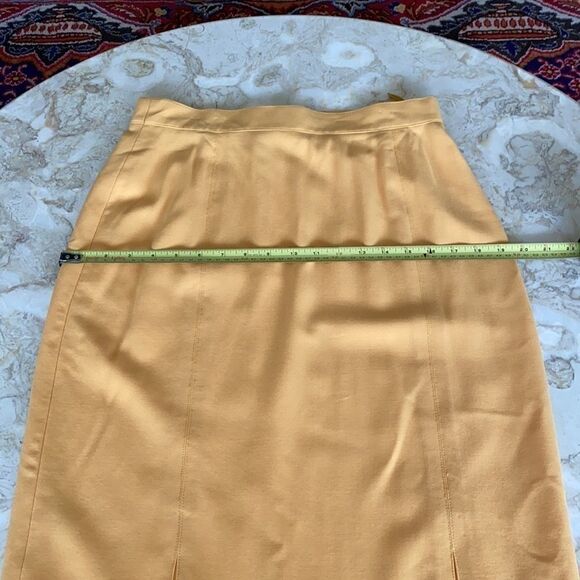 Louis Feraud 100% Wool Skirt & Jacket Suit Set - Picture 6 of 14